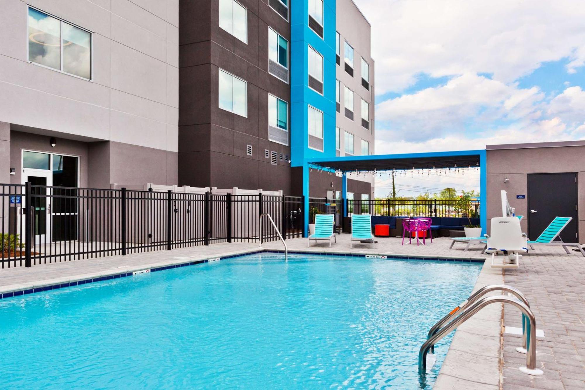 Tru By Hilton Auburn Hotel Luaran gambar